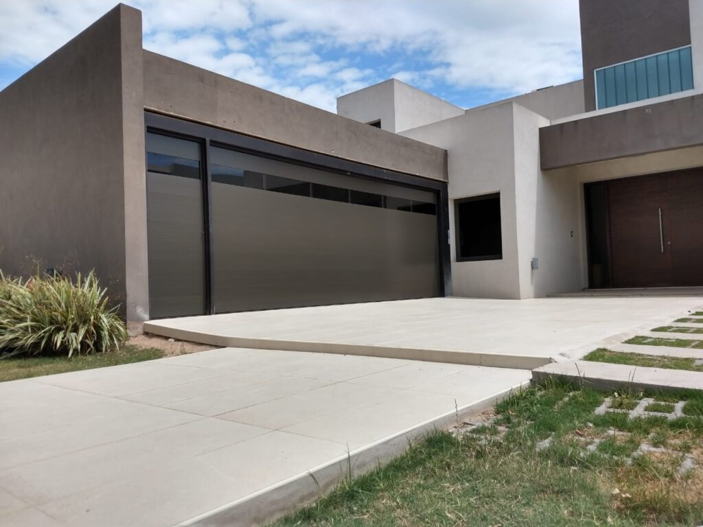 porton-bronce-colonial